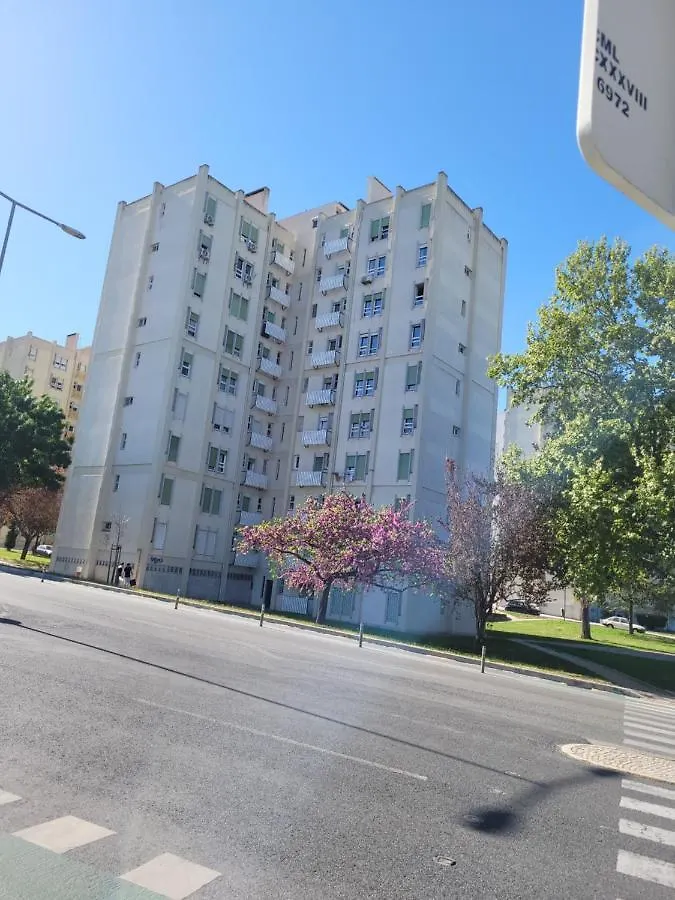 Accommodatie bij particulieren Cozy Room Near Metro & Airport Lissabon Portugal