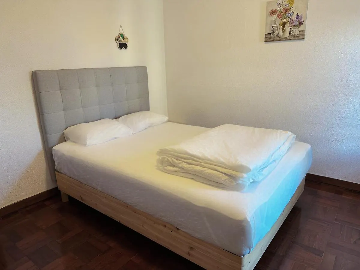 Séjour chez l'habitant Cozy Room Near Metro & Airport Lisboa Portugal